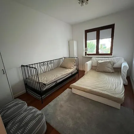Beautiful Ground Floor In Apartment Warsaw