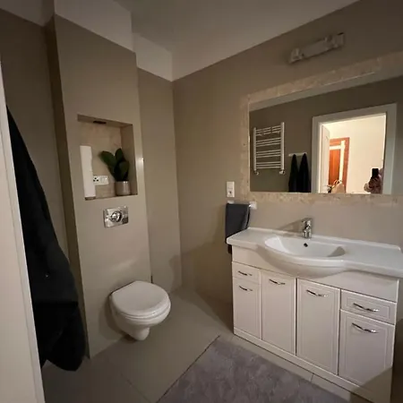 Beautiful Ground Floor In * Βαρσοβία