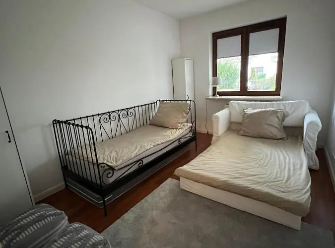 Beautiful Ground Floor In Apartamento Varsóvia